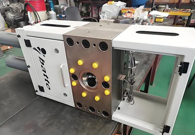 double plate screen changer