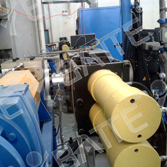 hydraulic extrusion screen changer